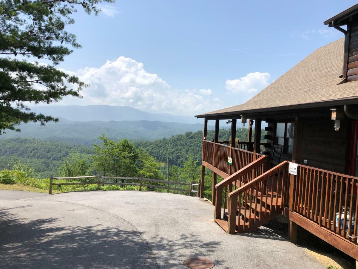 Above All Sevierville Bagian luar foto
